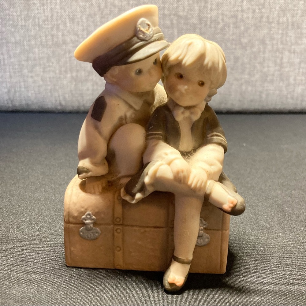 Charming Tan and Cream Figurine